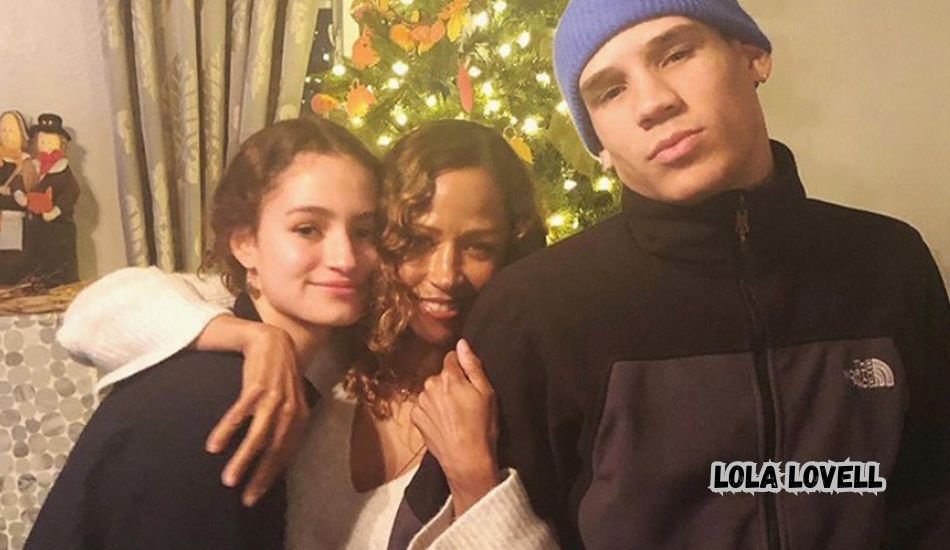 Lola Lovell at a red carpet event.