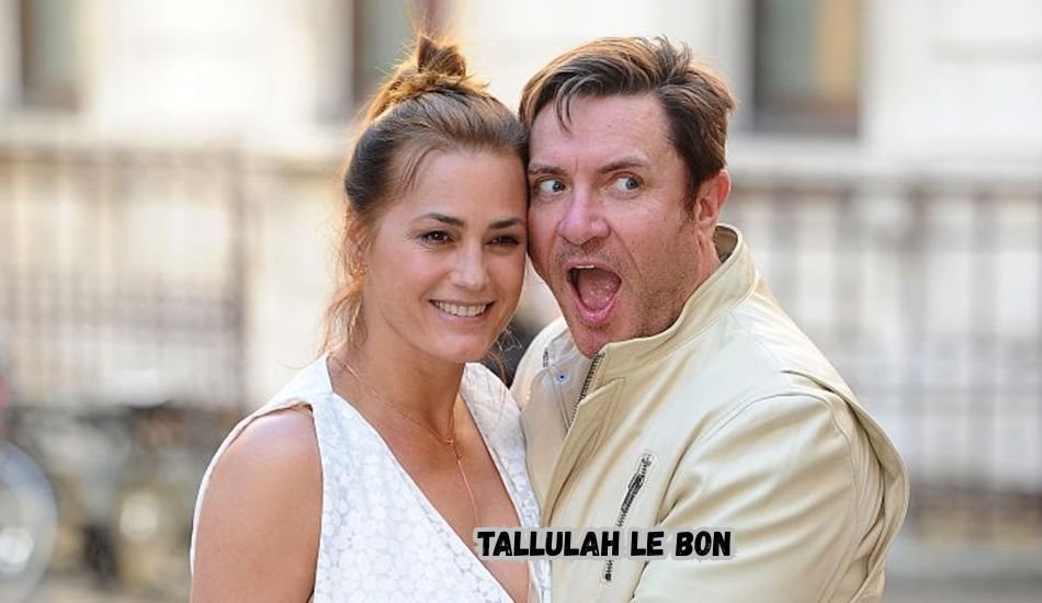  Tallulah Le Bon smiling at a fashion event in London.